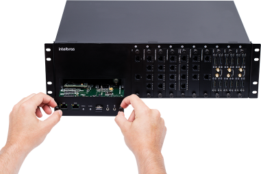 Central Telefônica Híbrida UnniTI 3000 Intelbras